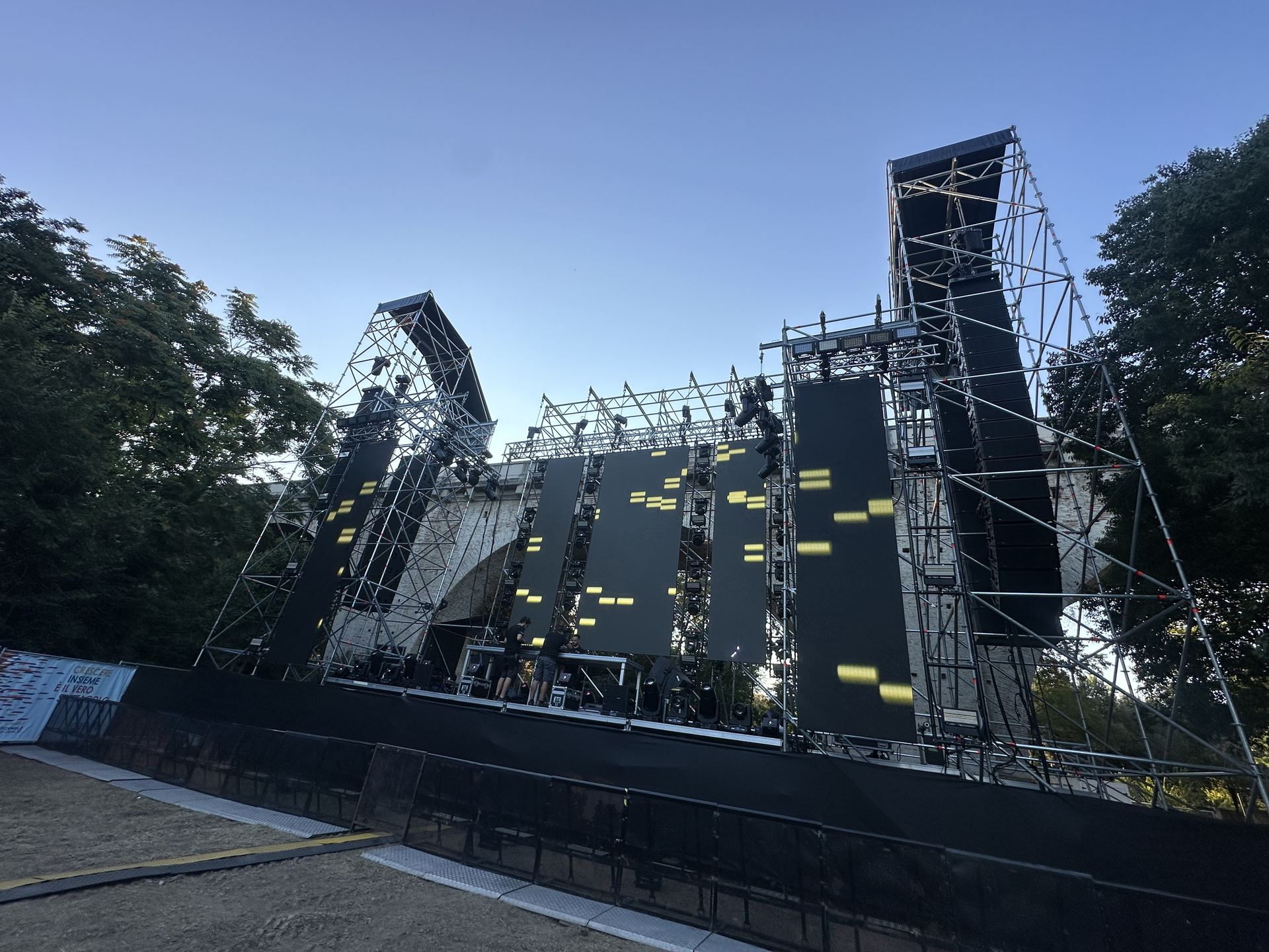 Fronte Stage Ledwall per The Chemical Brothers Teramo 2025