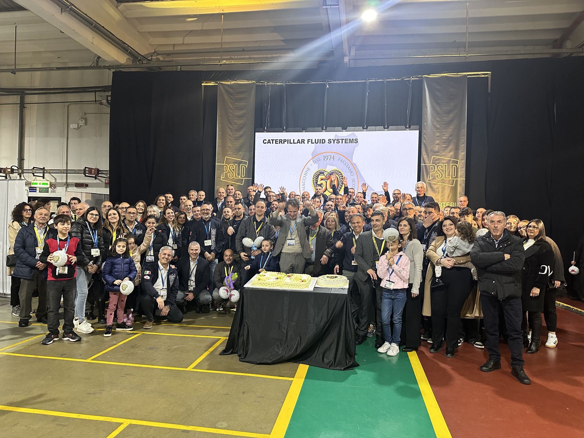Team Caterpillar Torta aziendale