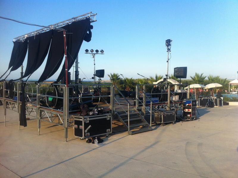 Palco pronto, che il concerto abbia inizio!