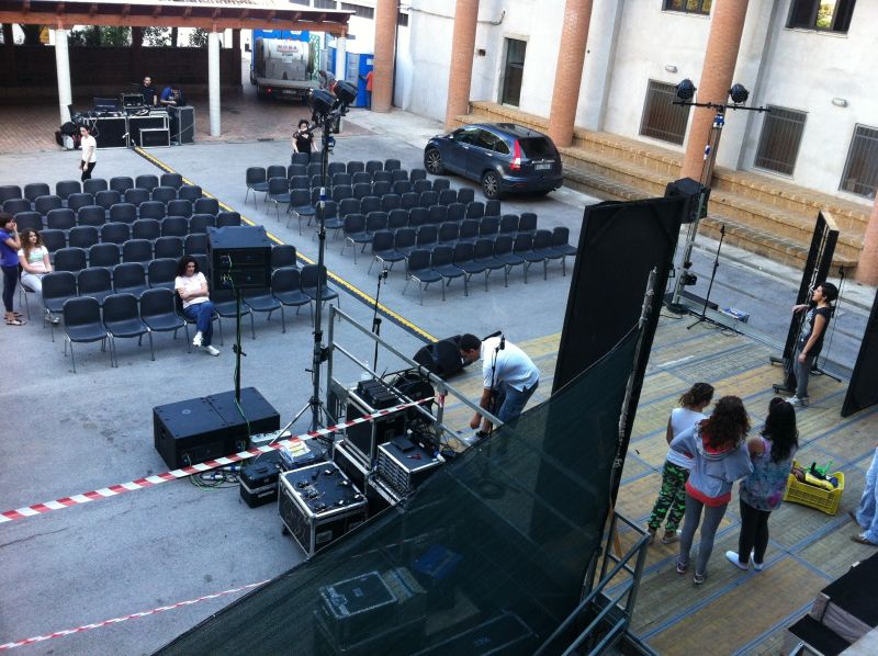 Fotografia allestimento palco